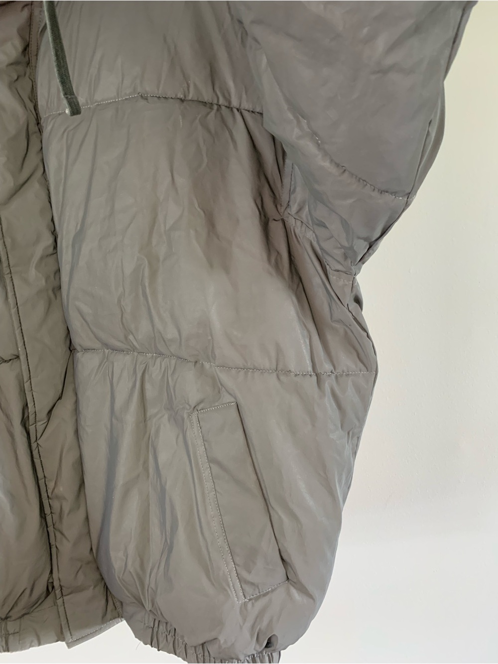 Essentials Reflective Puffer Jacket - Picture 4 of 8